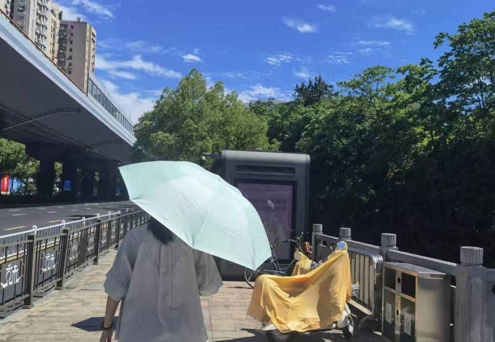 皇冠信用網在线申请_太离谱！杭州有记录以来首次出现！马上将大范围影响皇冠信用網在线申请，这次极猛......