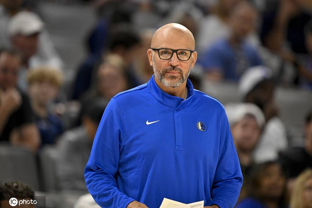 皇冠足球平台代理_基德与独行侠达成多年续约合同 去年率队杀入总决赛