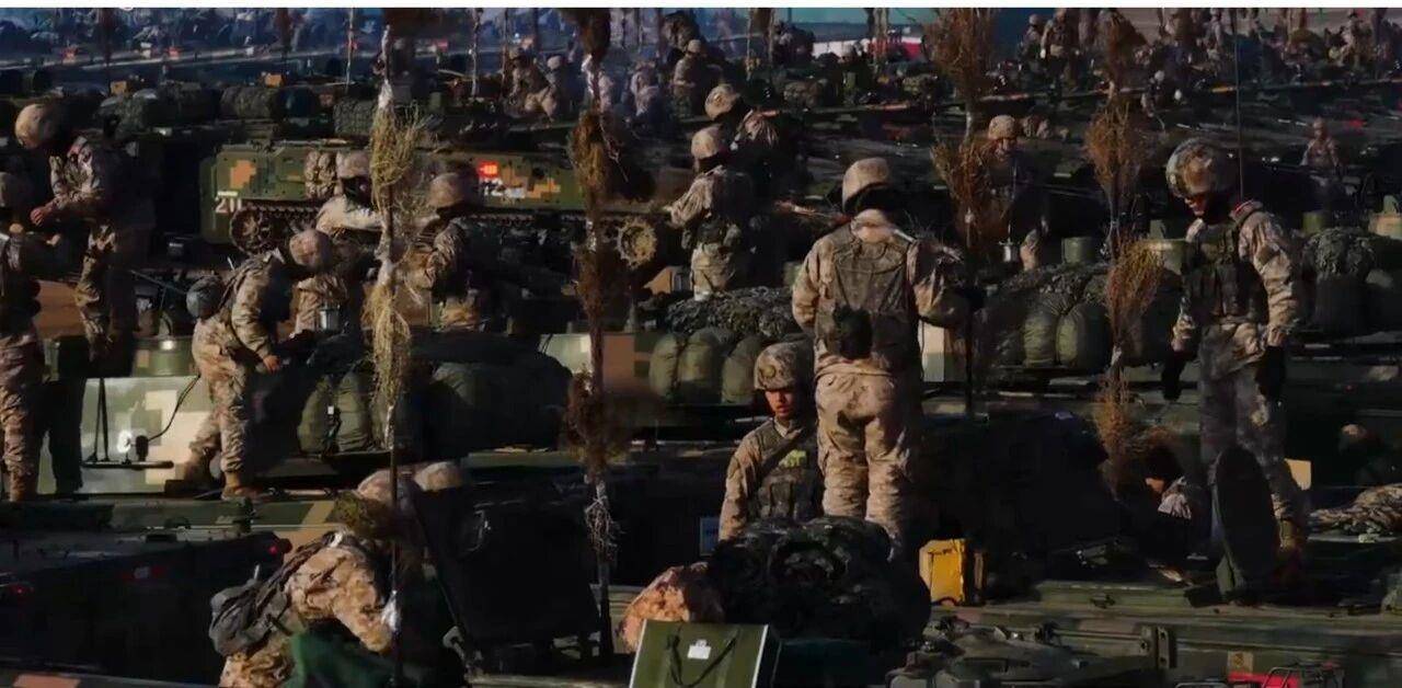 首尔叁星迅雷 vs 安阳正官庄 RB_大场面！机器狗、无人机开路首尔叁星迅雷 vs 安阳正官庄 RB，实兵对抗演练画面公布