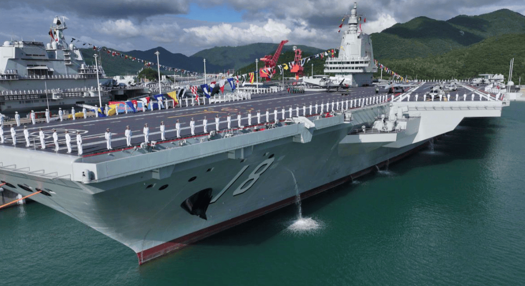 正版皇冠信用网出租_福建舰入列后正版皇冠信用网出租，美国人感叹：要么击沉它，要么我们就得学中国一样会用筷子