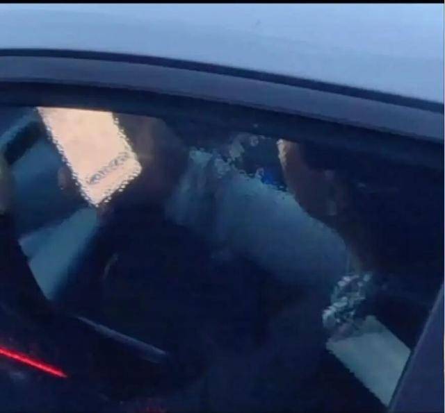 皇冠信用网需要押金吗_北京交警：群众通过“随手拍”举报的分心驾驶等违法行为皇冠信用网需要押金吗，已查处