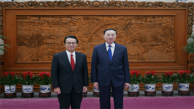 世界杯皇冠足球平台_深夜火药味突然升级！日本连犯5个“严重”世界杯皇冠足球平台，中国四连问生猛开局