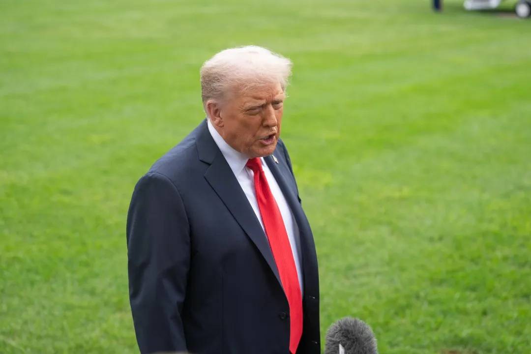 皇冠信用盘开户_特朗普：美国当年“愚蠢地”放手皇冠信用盘开户，导致台湾现在生产了几乎100%的芯片，太丢脸了