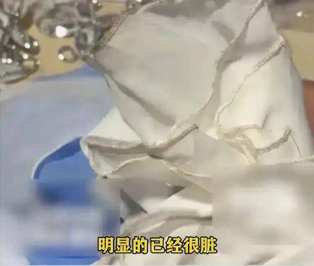 皇冠信用盘庄家_又见学生网购演出服穿过后集体退货皇冠信用盘庄家，当地教育局已介入