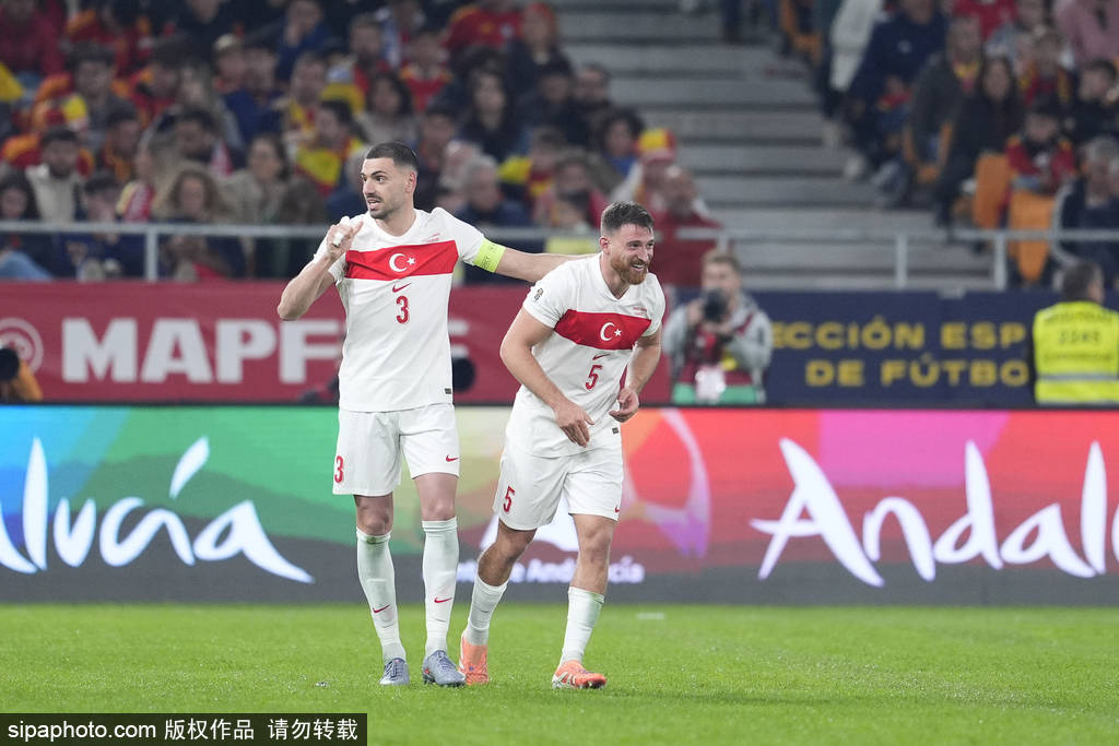 皇冠信用盘申请_直通世界杯皇冠信用盘申请！世预赛-奥尔莫破门 西班牙2-2土耳其