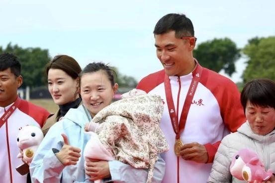 如何注册皇冠足球代理_张冬助力山东队夺得十五届全运会男子500米四人皮艇冠军