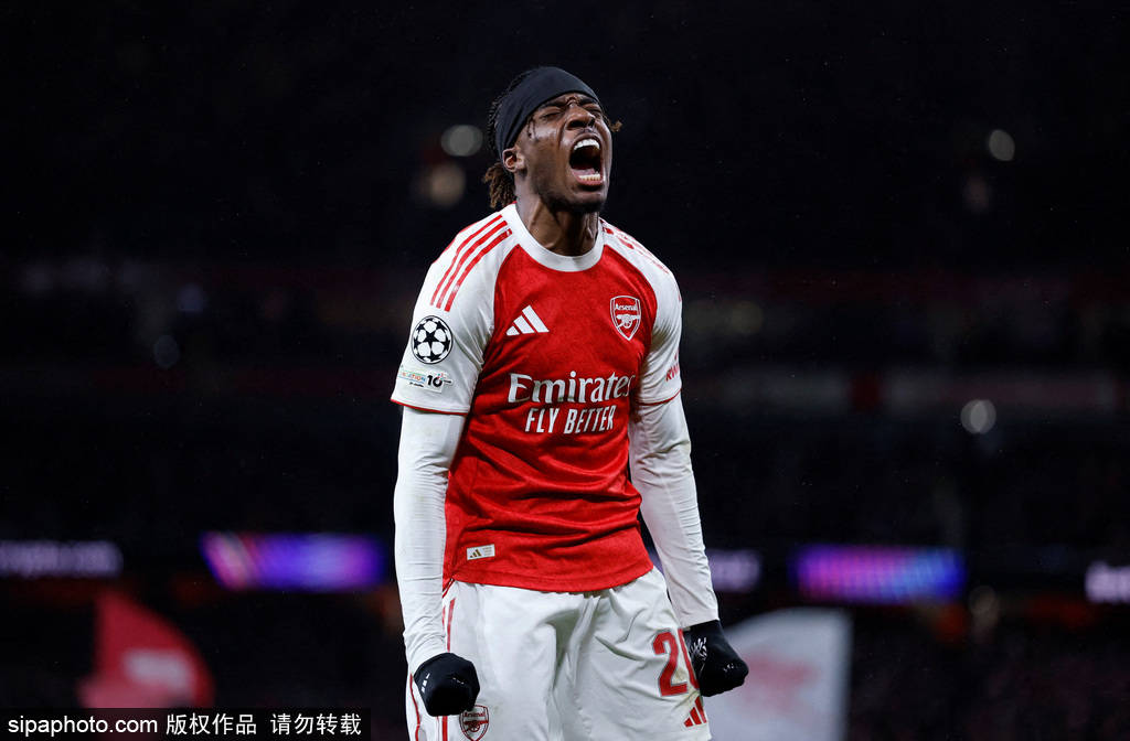 皇冠网_欧冠-诺伊尔失误送空门 阿森纳3-1拜仁5战全胜登顶