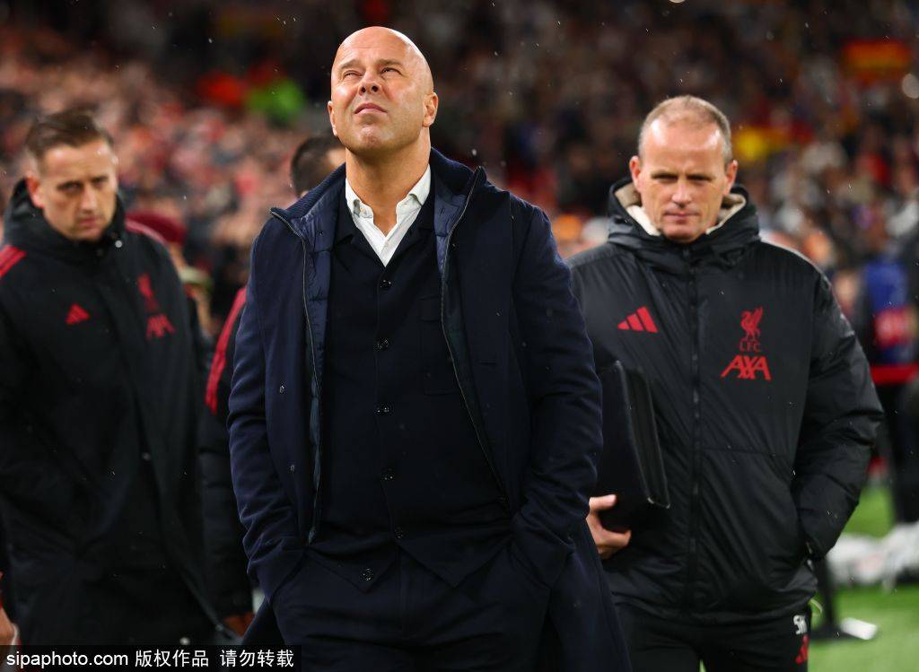 怎么开皇冠信用盘会员_利物浦主帅斯洛特做出惊人决定：萨拉赫罕见坐上替补席