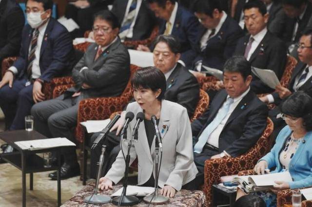 皇冠信用网_憋了30多天皇冠信用网，高市早苗祭出“终极王牌”，真能打击中国经济？