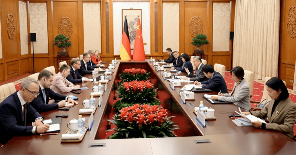 2026年世界杯赛程表_行程结束2026年世界杯赛程表，德国外长离开北京，临走前提出2个要求，中方态度明确！