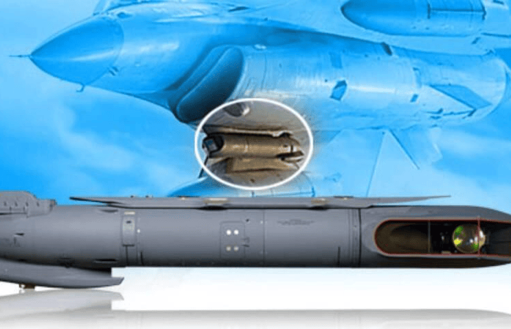 城之队vs皇家君主_对峙升级城之队vs皇家君主，台军公布F16V“锁定”歼16画面，距开火只剩一个按钮？