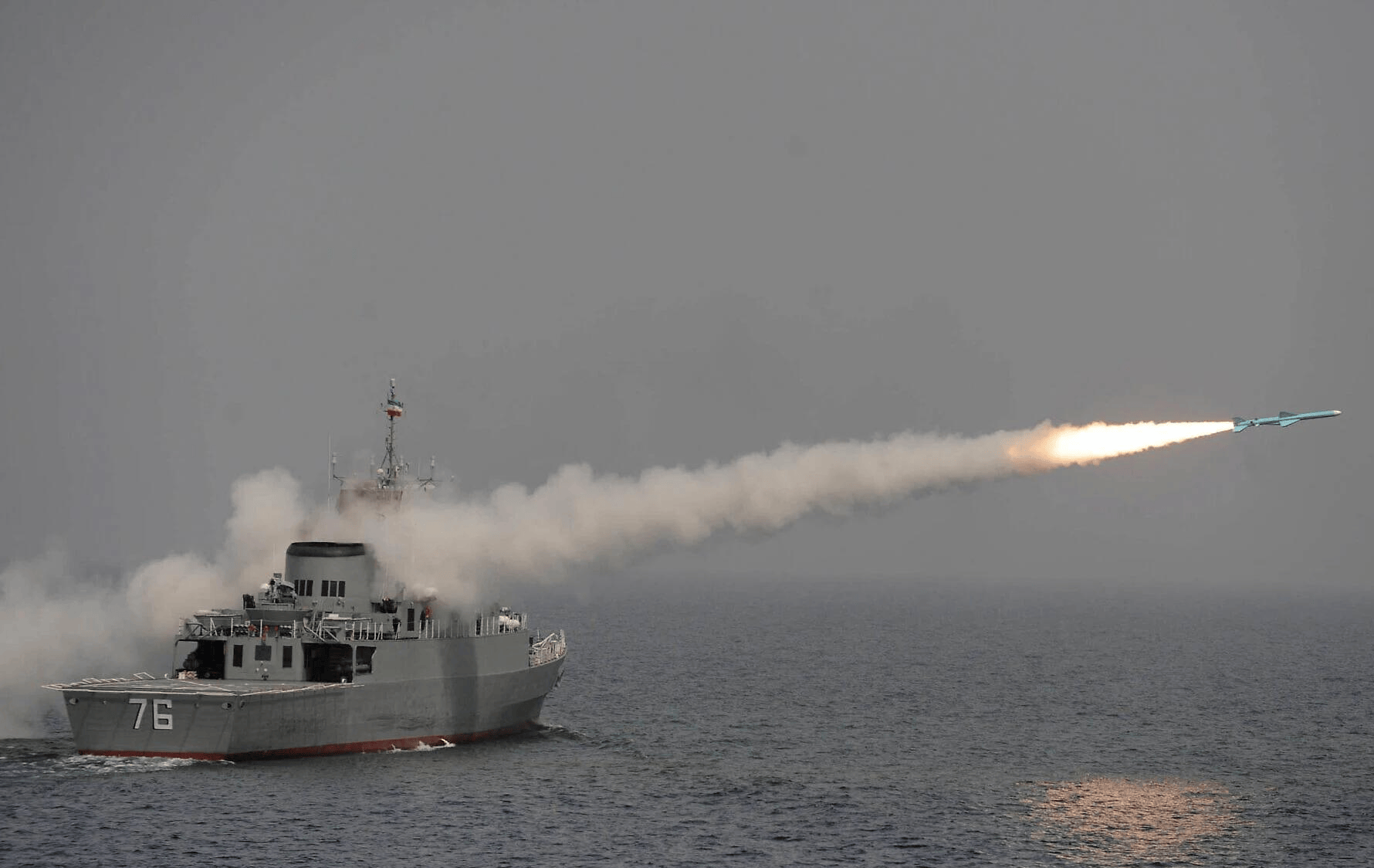 皇冠足球平台代理_伊朗危险了！美媒：就算用“王炸”战术皇冠足球平台代理，中俄不下场，美军照样赢