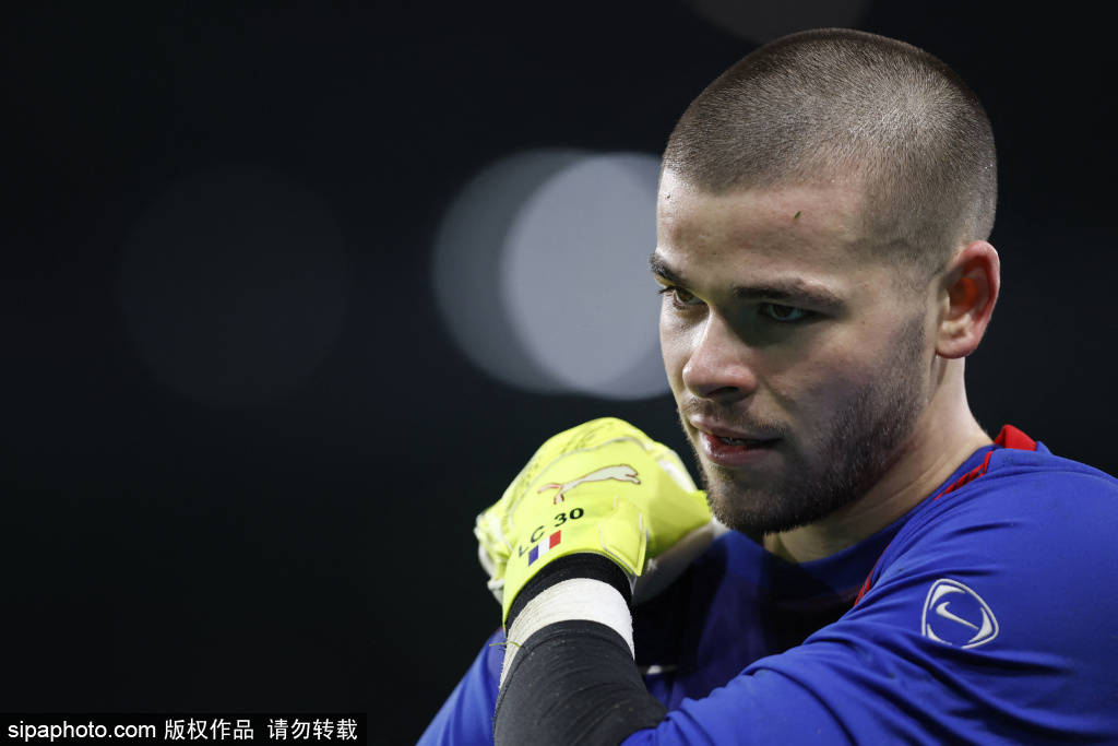 皇冠信用网怎么代理_阿尔瓦罗自由身加盟山东泰山：新赛季的战术变革与期望