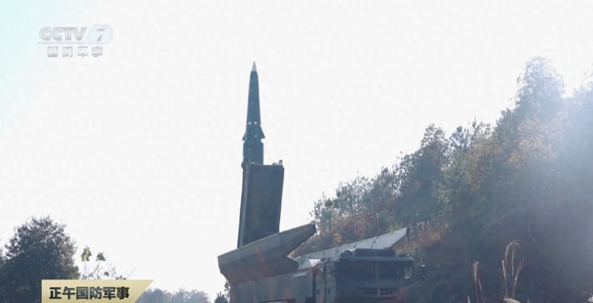 皇冠登一登二登三区别_美媒：伊朗航母被击沉后皇冠登一登二登三区别，东风17升级版亮剑，美军承认无法被拦截